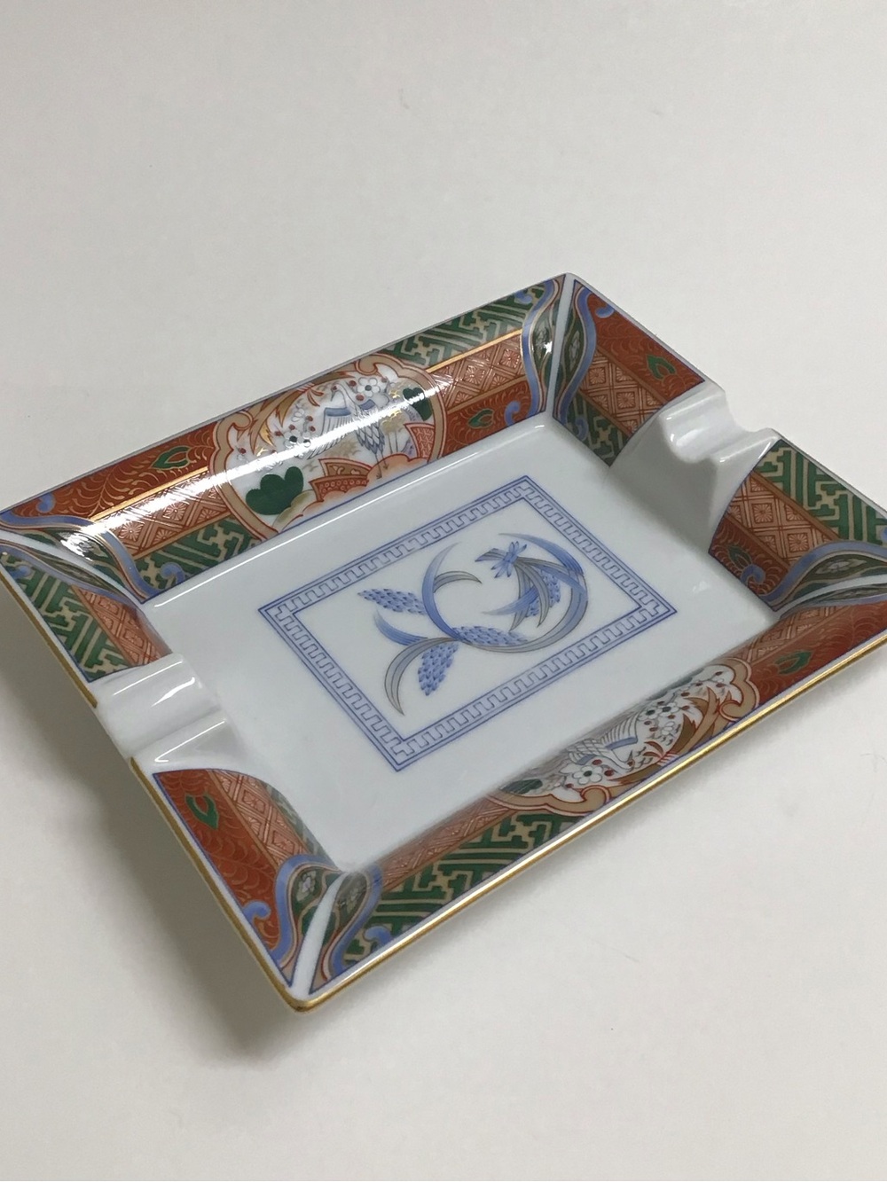 Vintage Imari ? Ashtray Cigar Asian Porcelain 7.5โ Rectangle Cranes Floral Gold - Picture 1 of 11